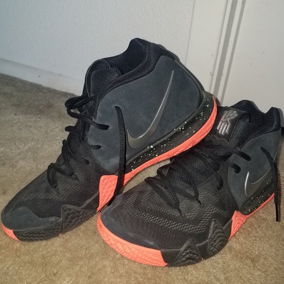 Nike Kyrie 4 Venus Flytrap basketball sneaker - Picture 2 of 6